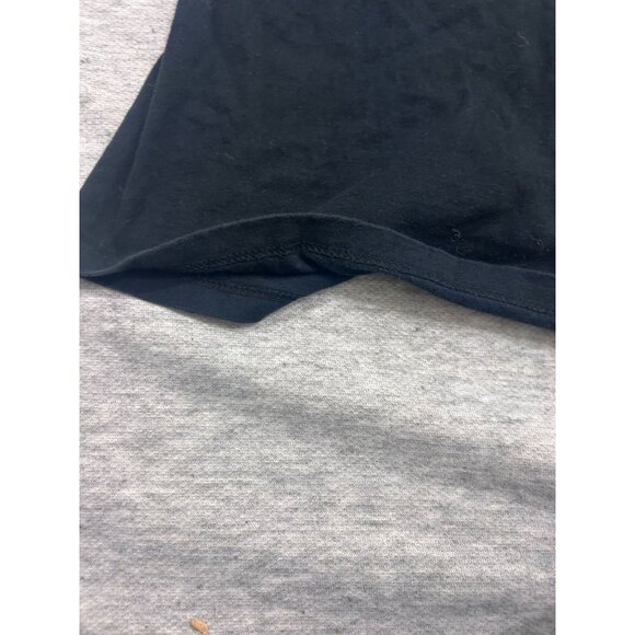 Old Navy Collectibles Friday the 13th T-shirt Men's Size Medium Graphic Short Sl - Picture 7 of 10